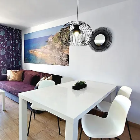 بيت للعطل The Ocean View Olympia