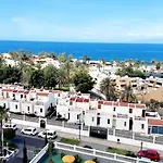 The Ocean View Olympia بيت للعطل *